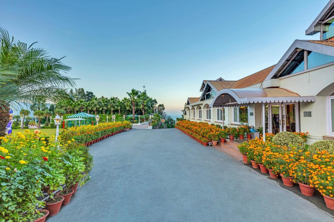 Club Mahindra Kandaghat Luaran gambar