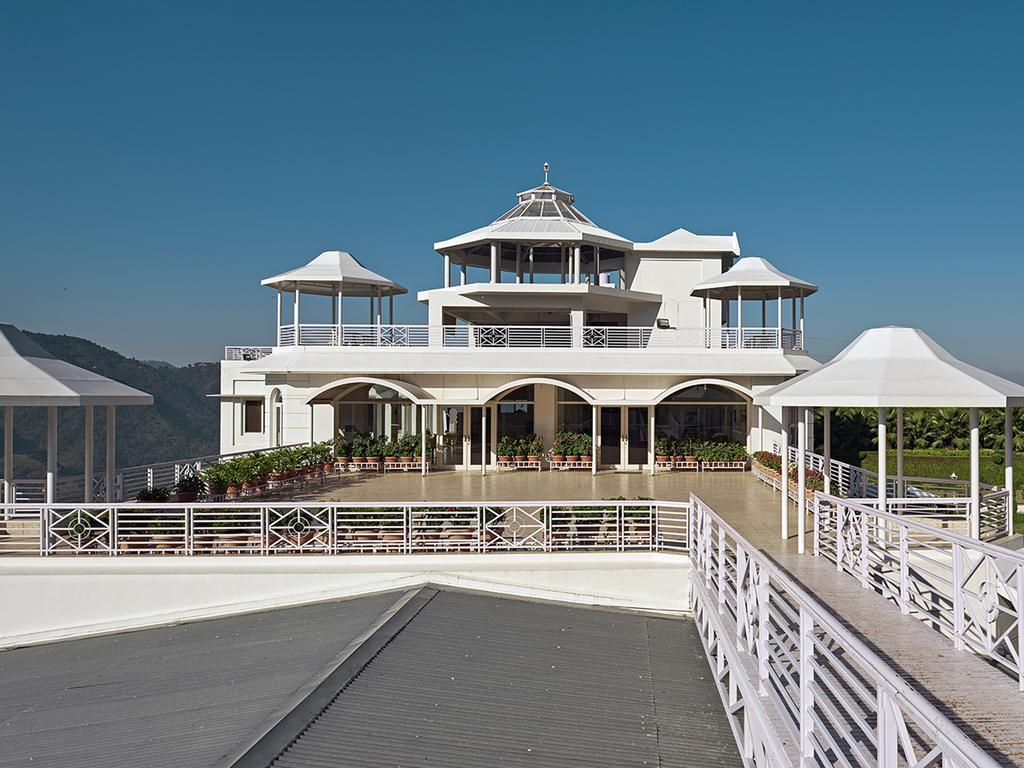 Club Mahindra Kandaghat Luaran gambar