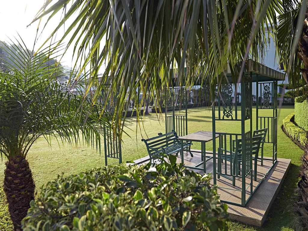 Club Mahindra Kandaghat Luaran gambar