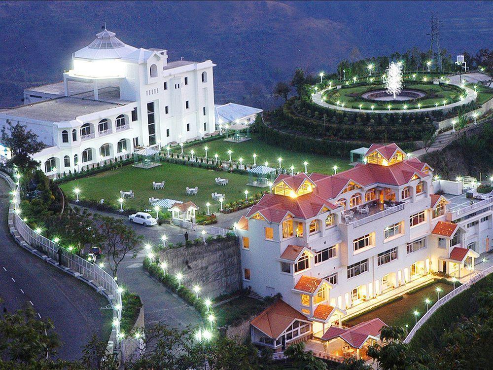Club Mahindra Kandaghat Luaran gambar