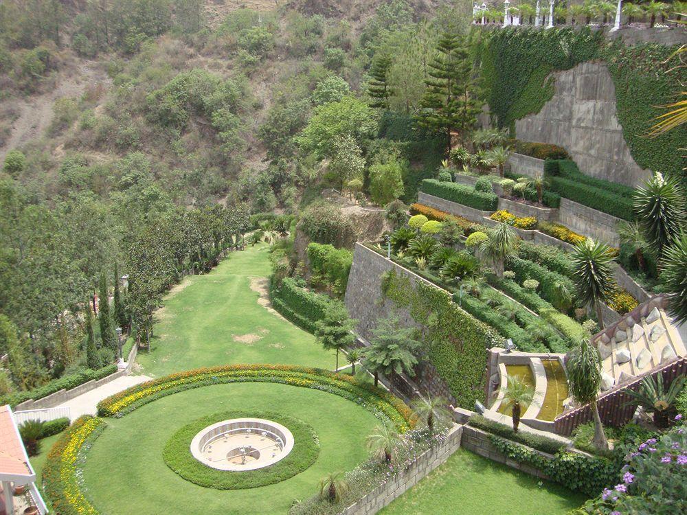 Club Mahindra Kandaghat Luaran gambar