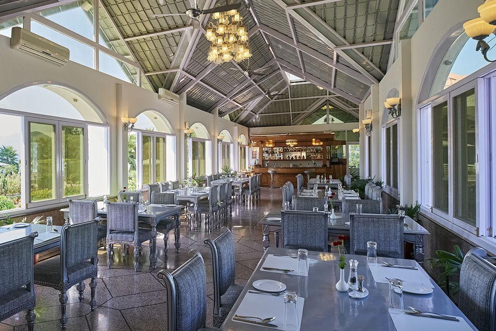 Club Mahindra Kandaghat Luaran gambar