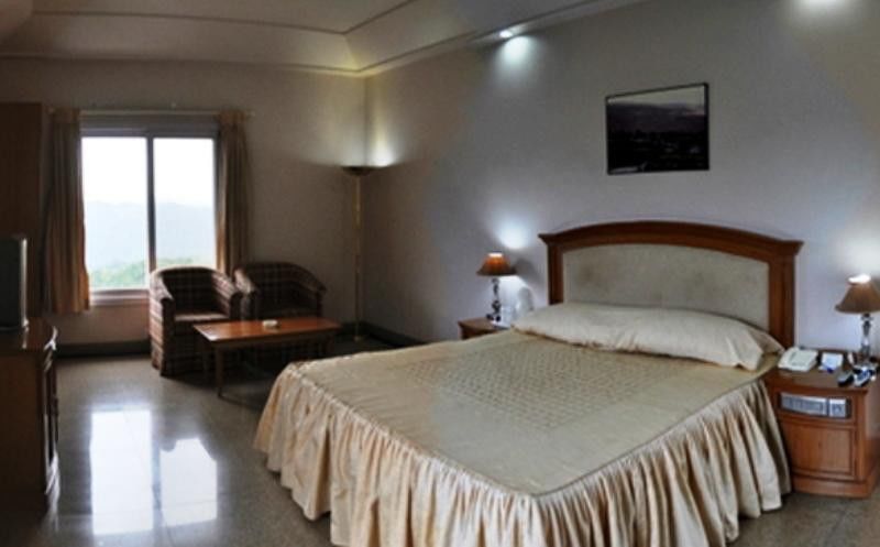 Club Mahindra Kandaghat Luaran gambar